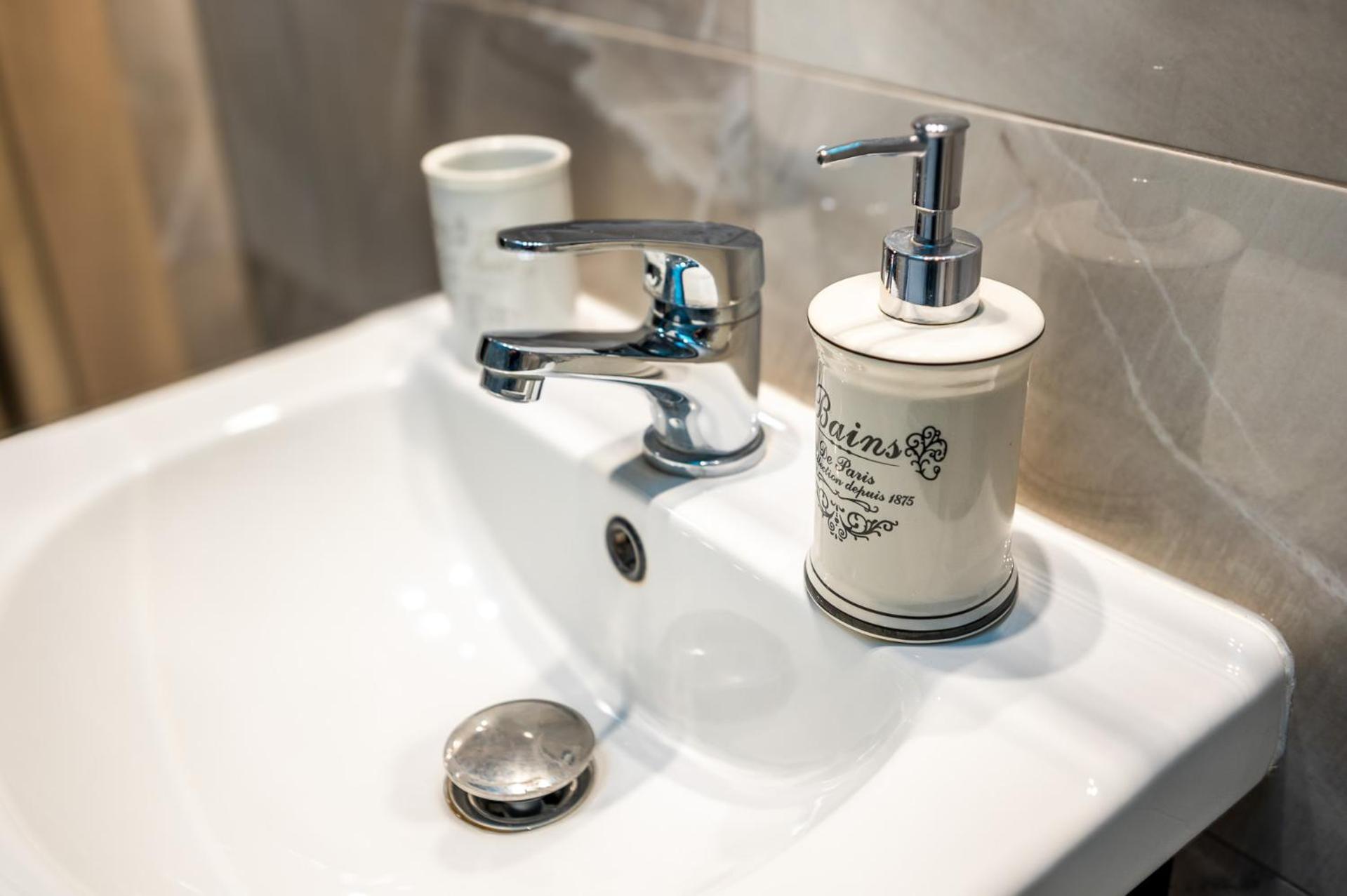 Apartamenty Przy Dworcu Przemyśl Dış mekan fotoğraf